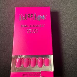 Red Aspen Nails Dashes - Harper Picks Peonies - Manicure Set - NIB